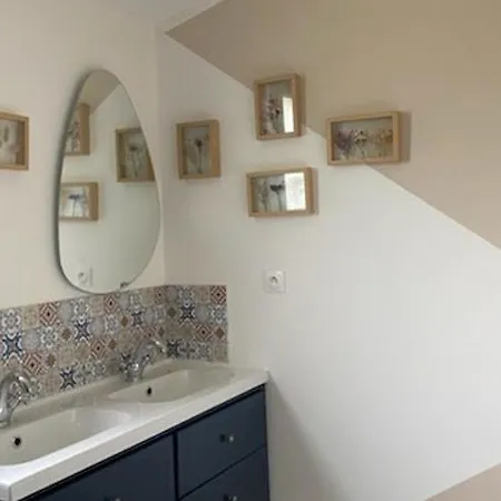 Дом отдыха Maison De Famille 10 Pers, Piscine Chauffee, Grand Jardin, Proche Le Mans - Fr-1-410-433